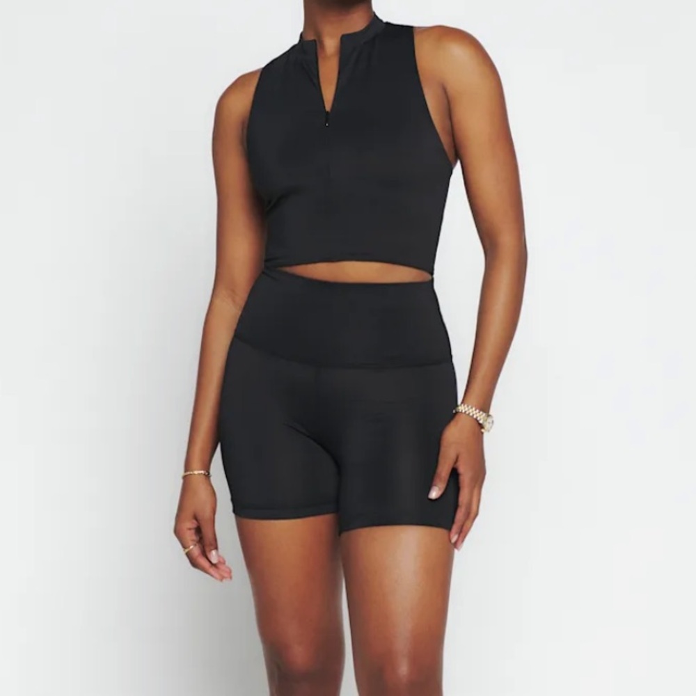 Reformation Ecomove Cindy Set Size Small - shorts with tags! - Picture 6 of 6